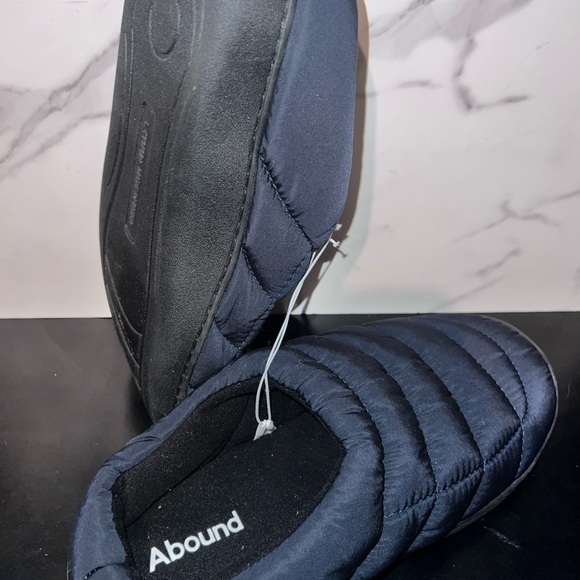 Abound Mens' Navy Slippers - Picture 4 of 6
